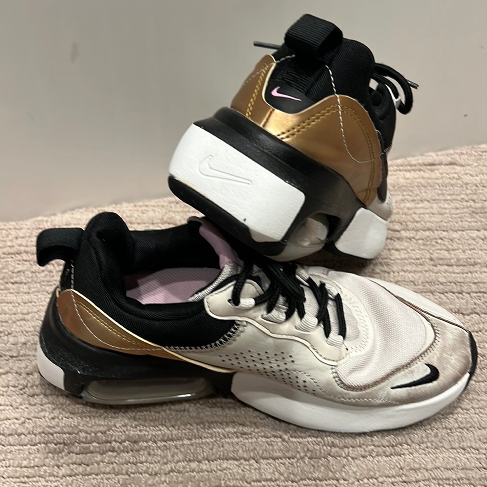 Nike ladies sneaker